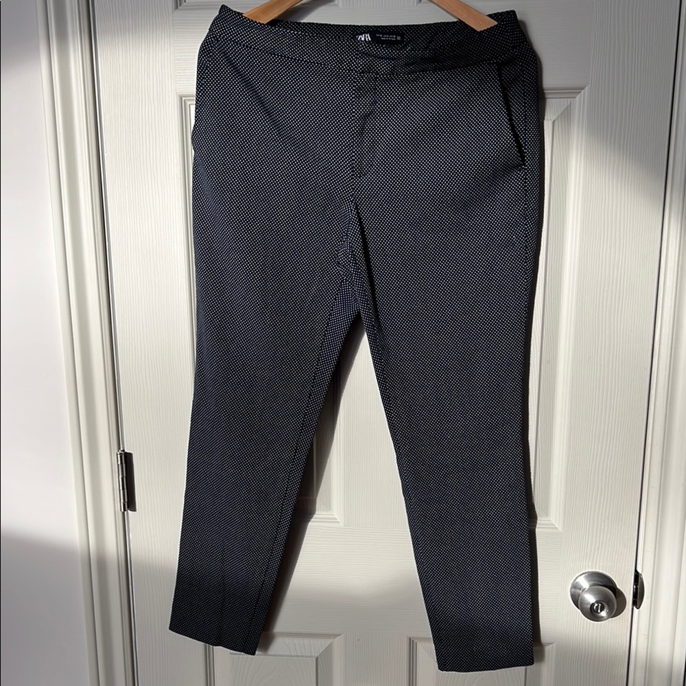 32- ZARA noce woman Black Patterned Pants
